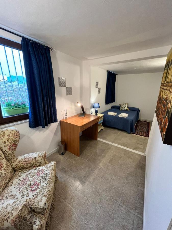 Mille Lire Peppe'S Home Palermo Bagian luar foto