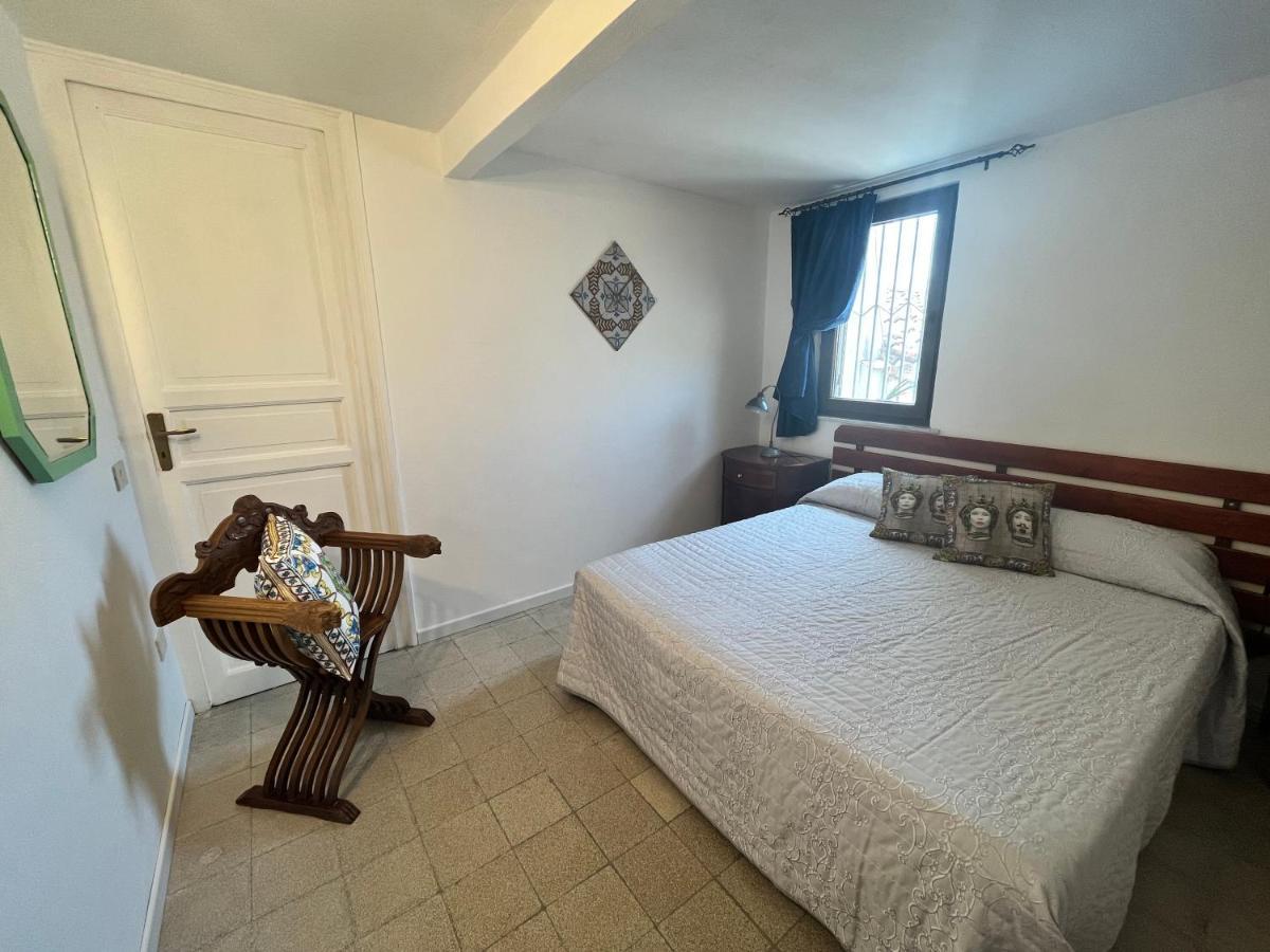 Mille Lire Peppe'S Home Palermo Bagian luar foto